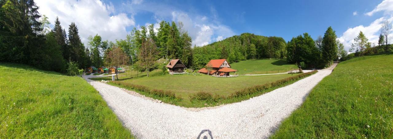 Estate Marjetin Dom Hotel Idrija Exterior photo